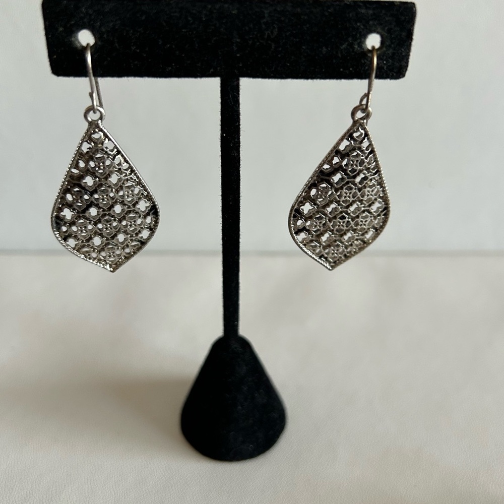Vintage 90’s Teardrop Silver & Black Filigree Earrings Boho